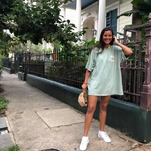 Meet your Posher, Abir